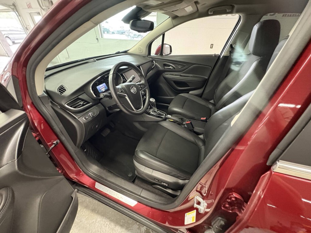 2021 Buick Enclave Image 12