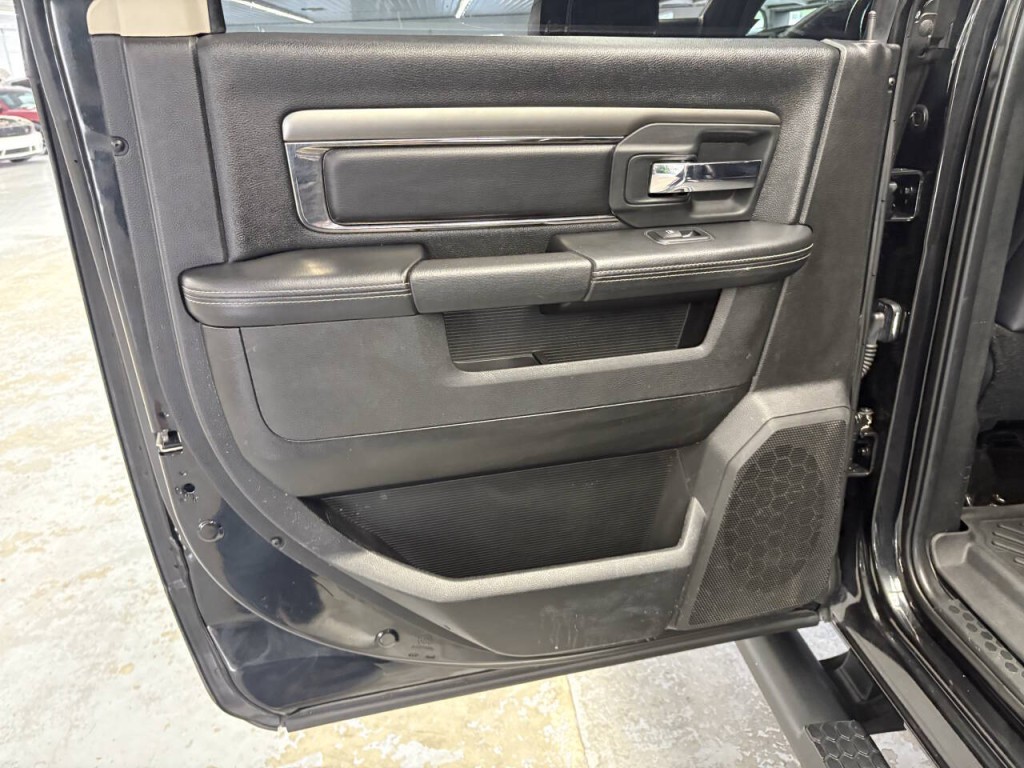 2018 RAM 1500 Image 10