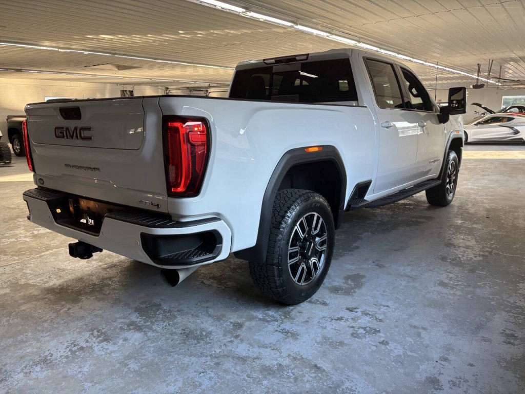 2022 GMC Sierra 2500 Image 4