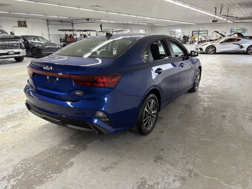 2024 Kia Forte Image 4