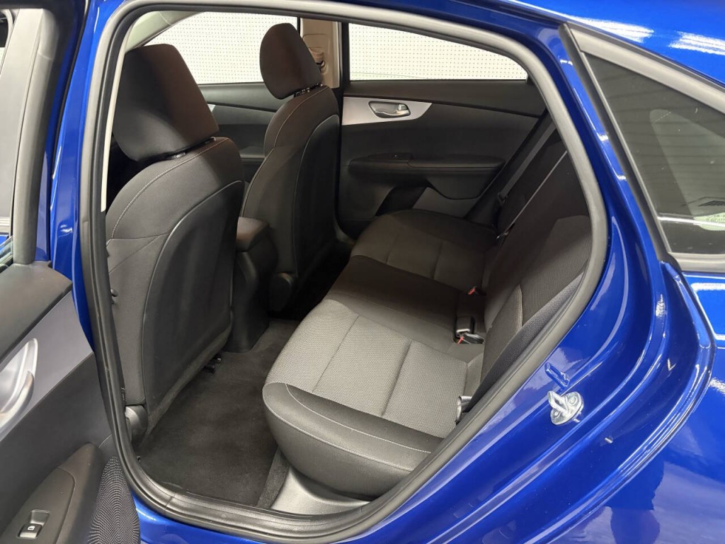 2024 Kia Forte Image 7