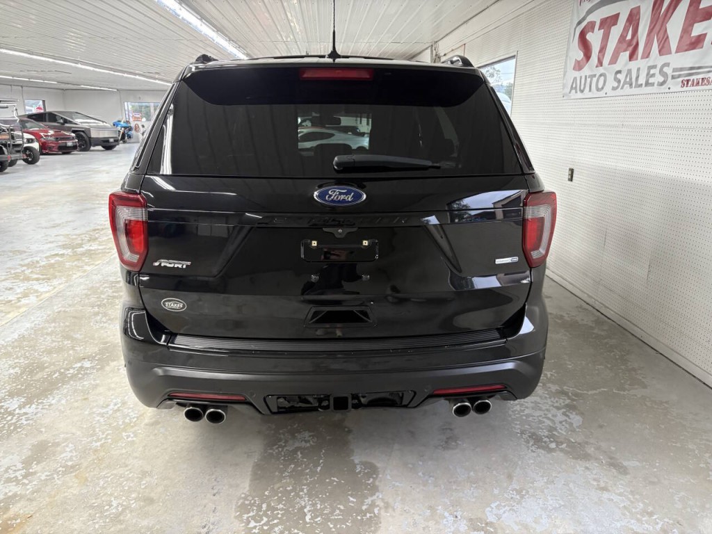 2018 Ford Explorer Image 4