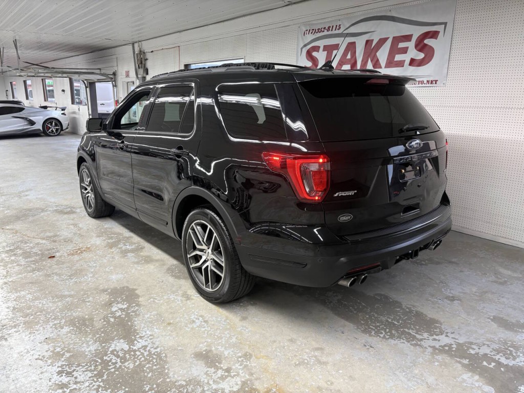 2018 Ford Explorer Image 8