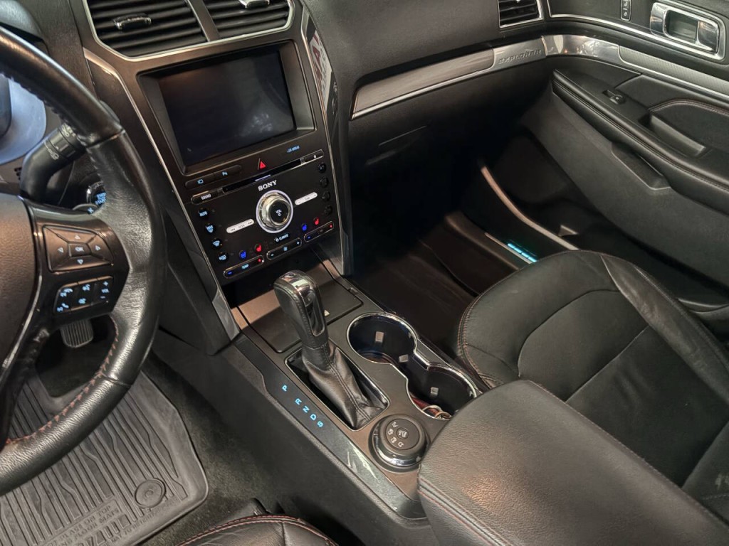 2018 Ford Explorer Image 13