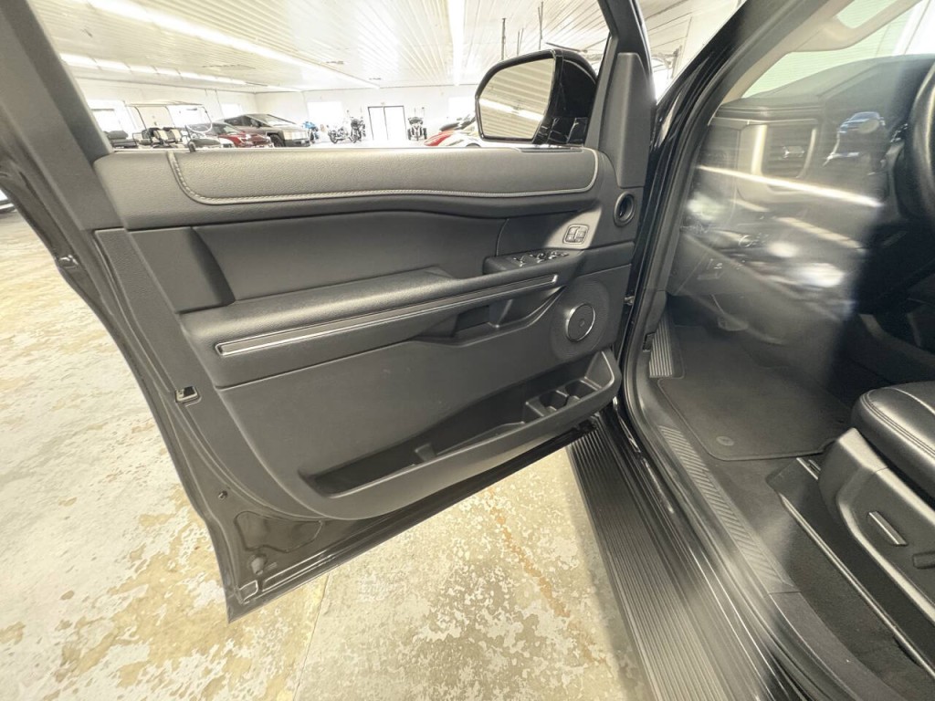 2024 Ford Expedition Image 12