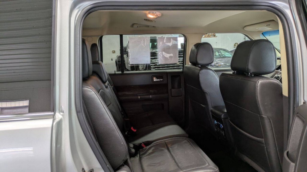 2019 Ford Flex Image 8