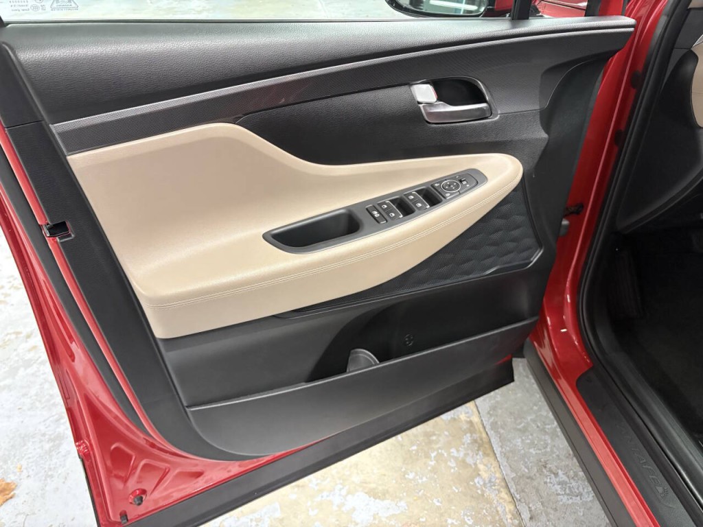 2022 Hyundai Santa Fe Image 12