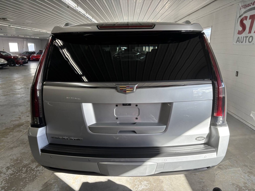 2018 Cadillac Escalade Image 4