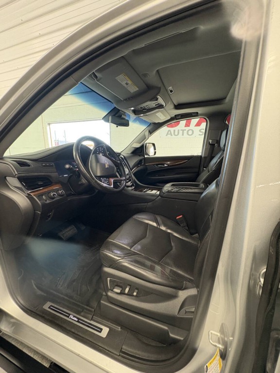 2018 Cadillac Escalade Image 7