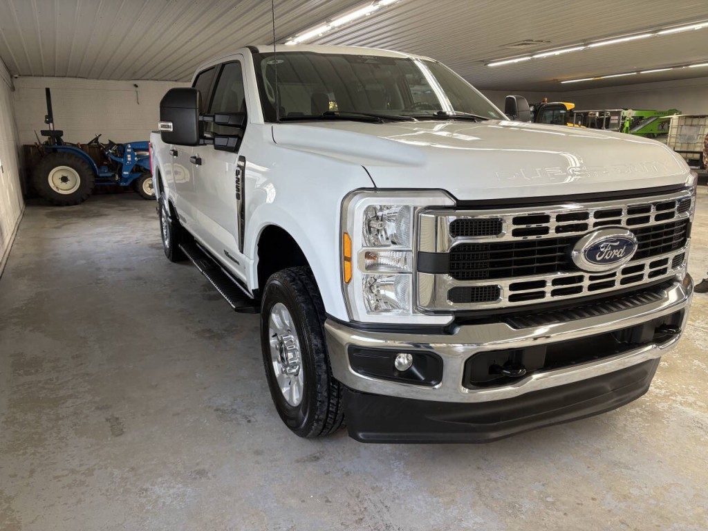 2024 Ford F-250 Image 3