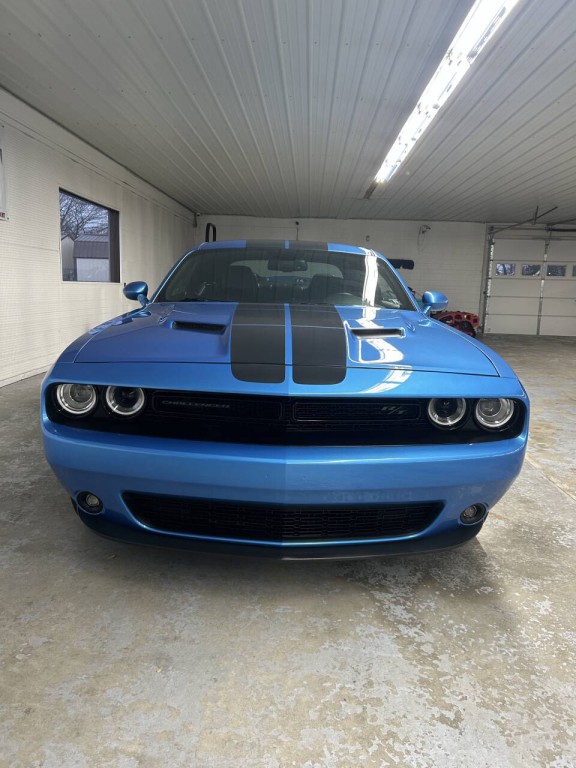 2016 Dodge Challenger Image 2