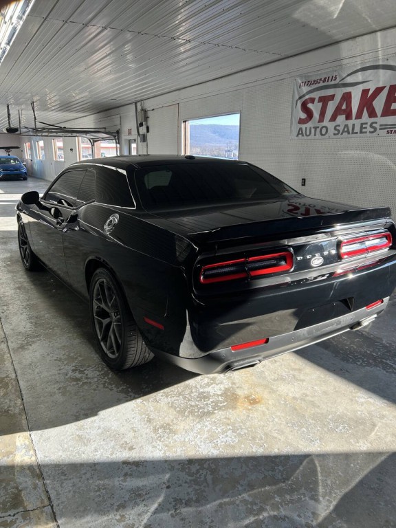 2022 Dodge Challenger Image 5