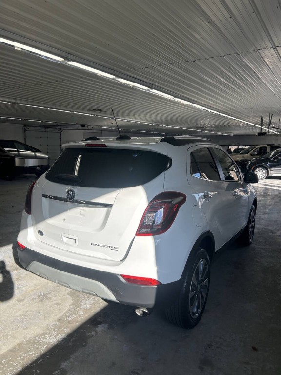 2022 Buick Enclave Image 4