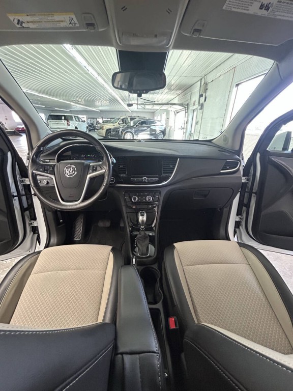 2022 Buick Enclave Image 10