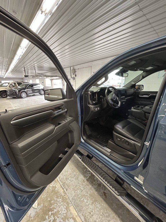 2024 GMC Sierra 1500 Image 9