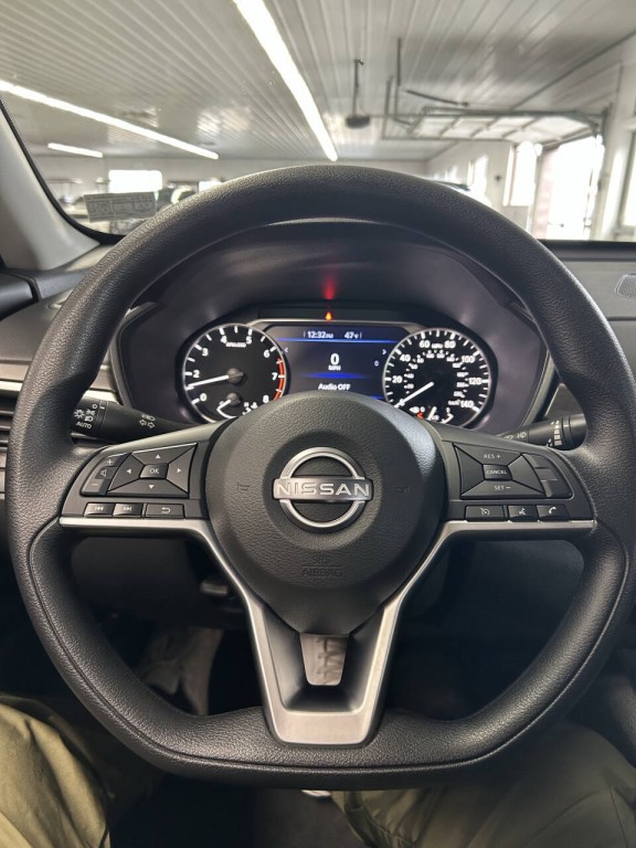 2025 Nissan Altima Image 11