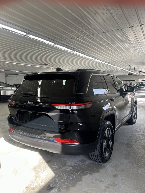 2024 Jeep Grand Cherokee Image 4