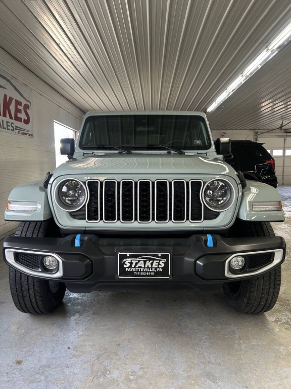 2024 Jeep Wrangler Image 2