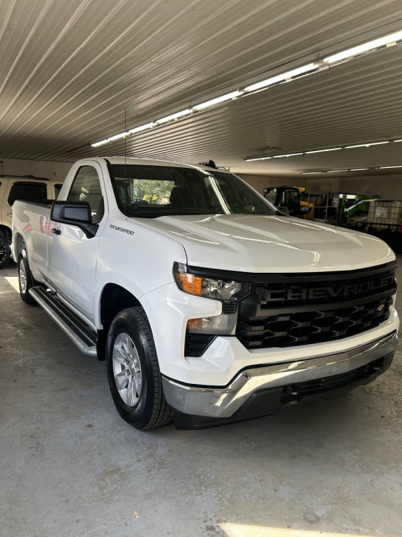 2024 Chevrolet Silverado 1500 Image 3
