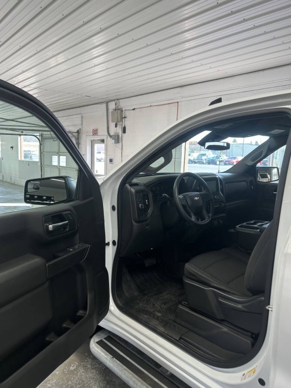 2024 Chevrolet Silverado 1500 Image 8