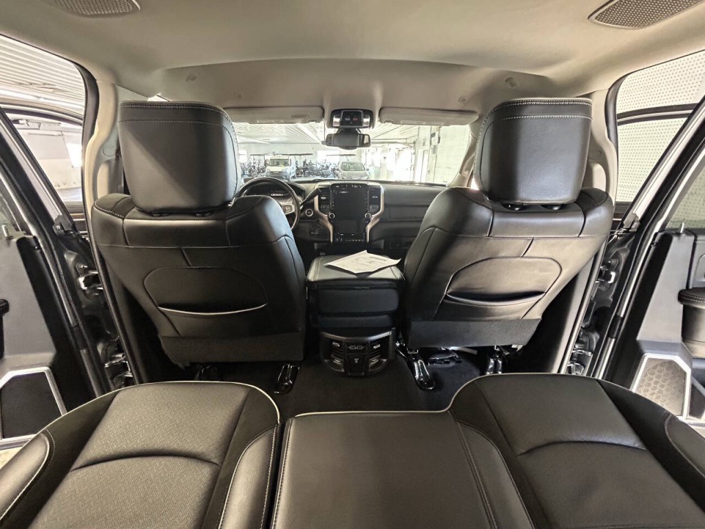 2024 RAM 2500 Image 10