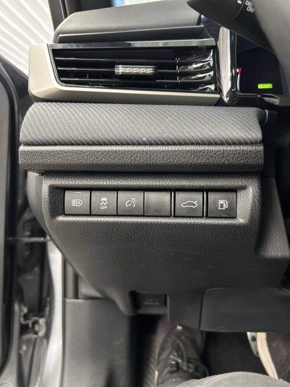 2025 Toyota Camry Image 11