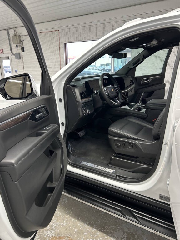 2025 Chevrolet Tahoe Image 11