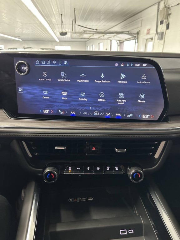 2025 Chevrolet Tahoe Image 16