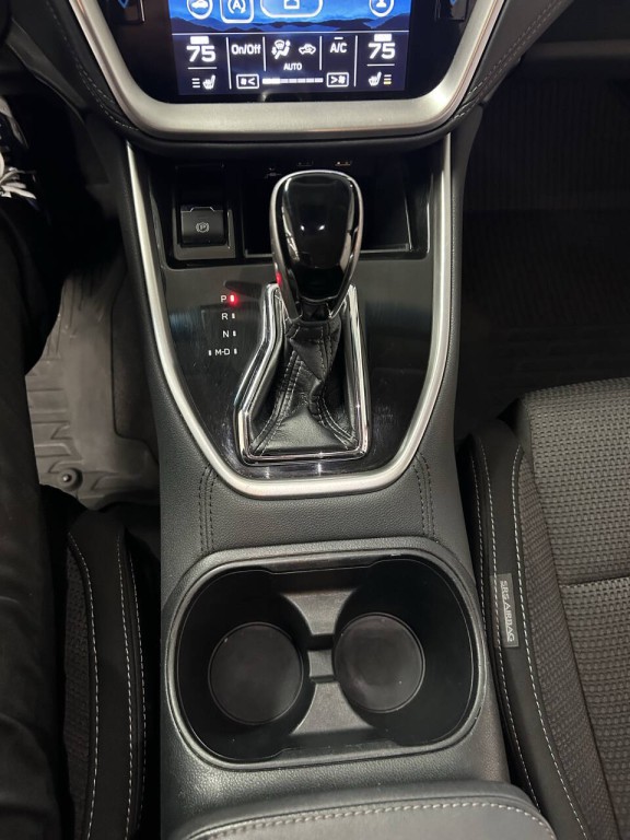 2021 Subaru Outback Image 10