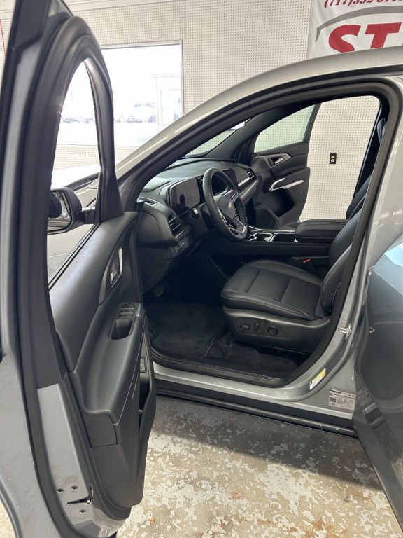 2026 Chevrolet Traverse Image 8