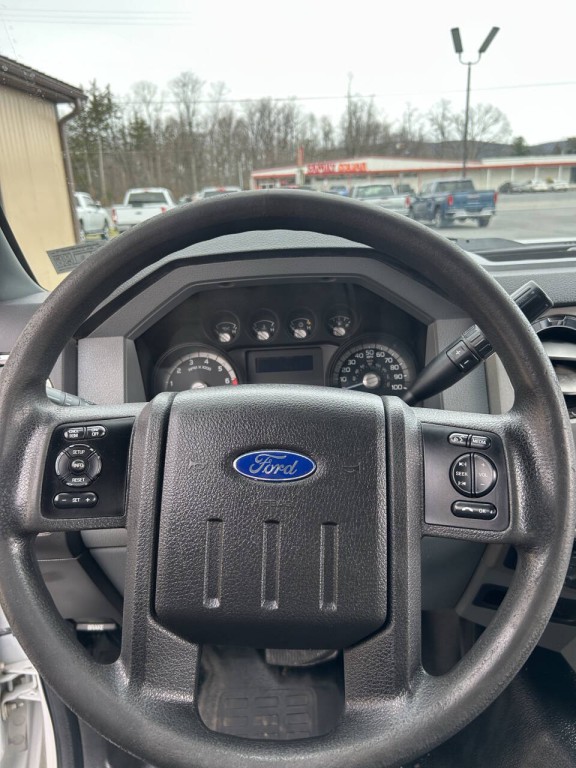 2014 Ford F-350 Image 12