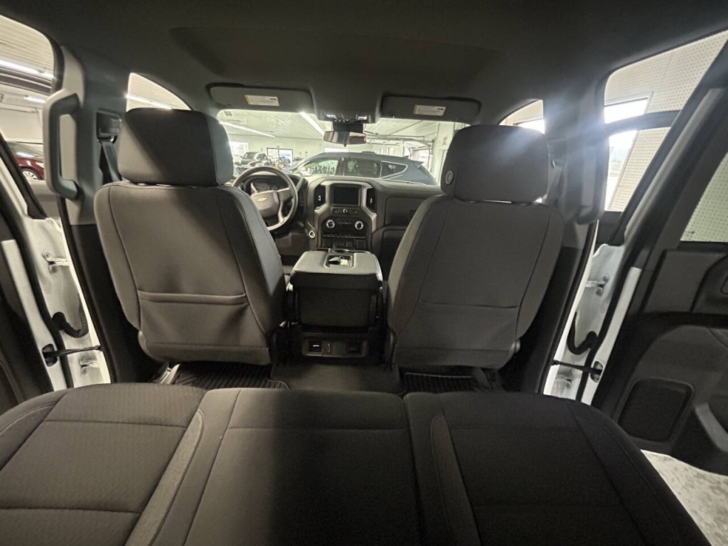 2024 Chevrolet Silverado 1500 Image 8