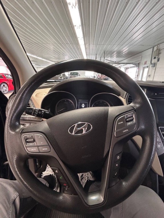 2017 Hyundai Santa Fe Sport Image 11