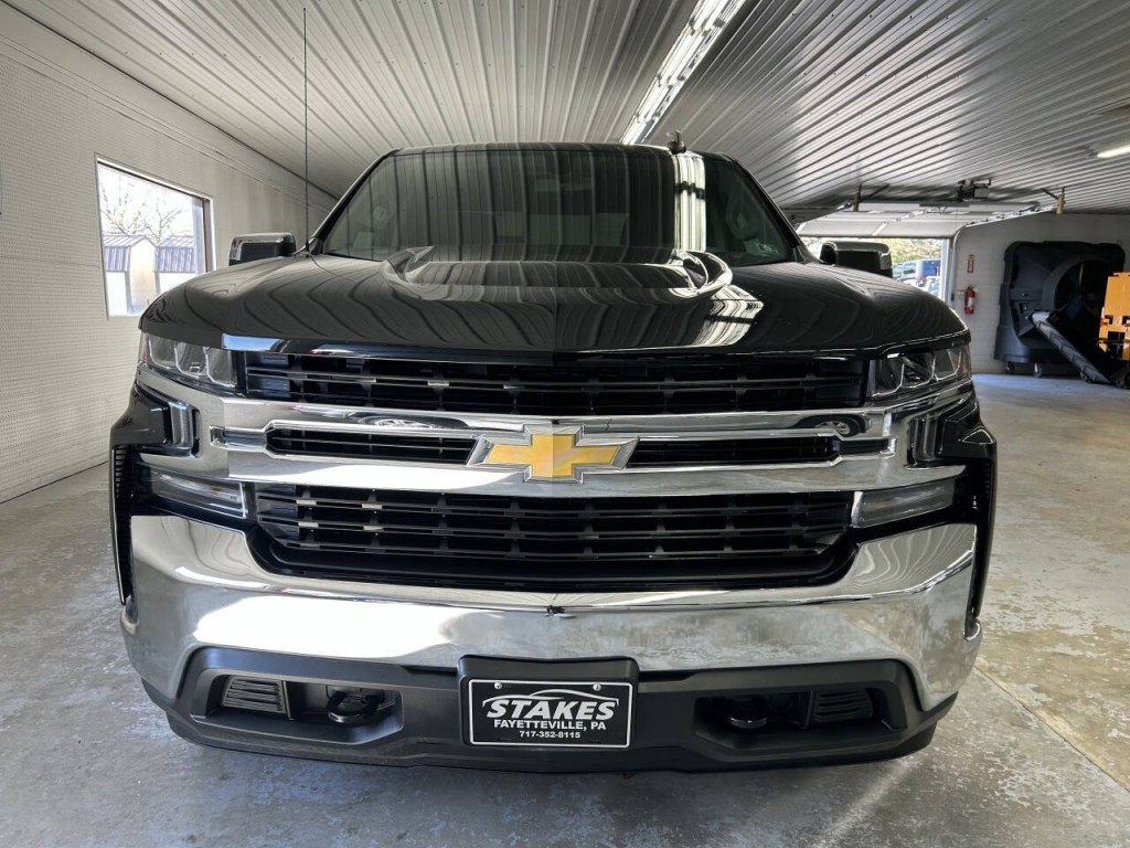2021 Chevrolet Silverado 1500 Image 2