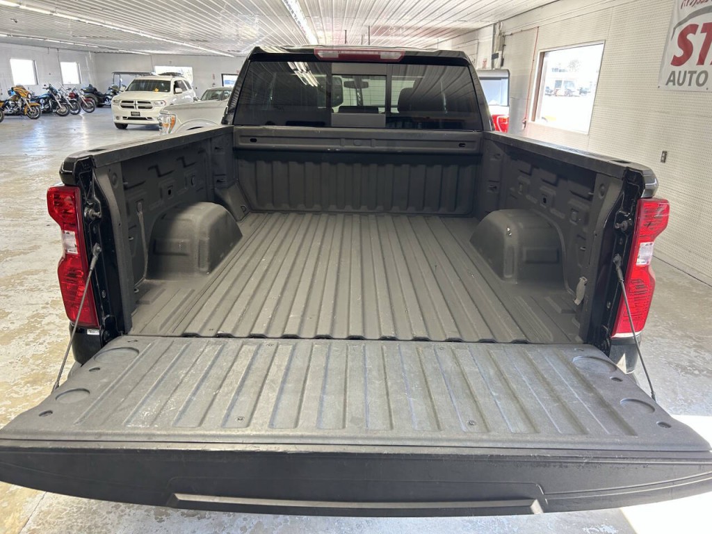 2021 Chevrolet Silverado 1500 Image 6