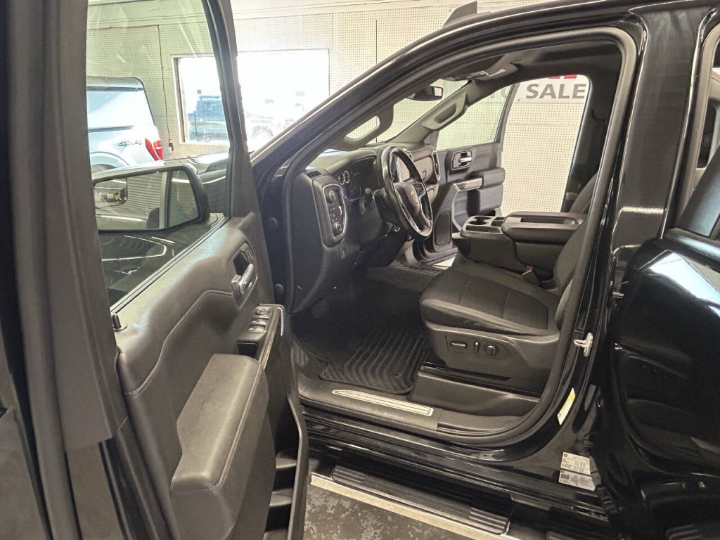 2021 Chevrolet Silverado 1500 Image 8