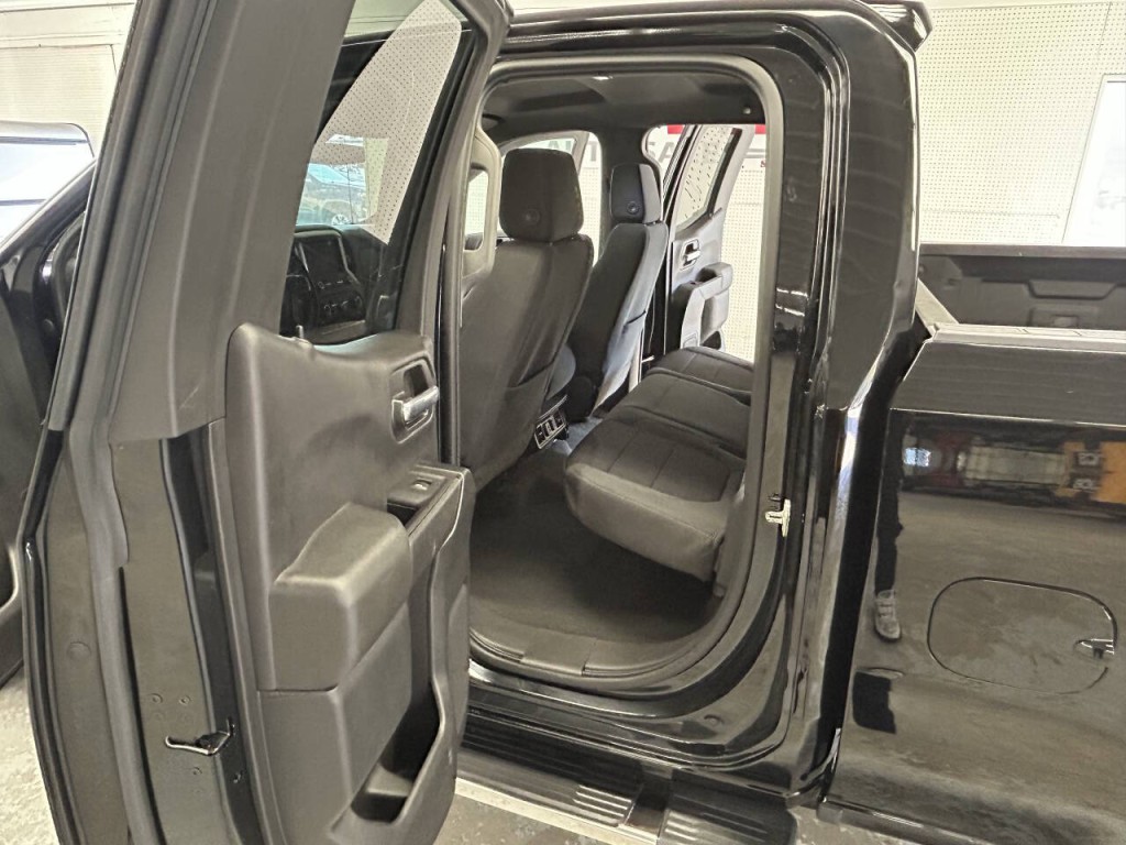 2021 Chevrolet Silverado 1500 Image 9