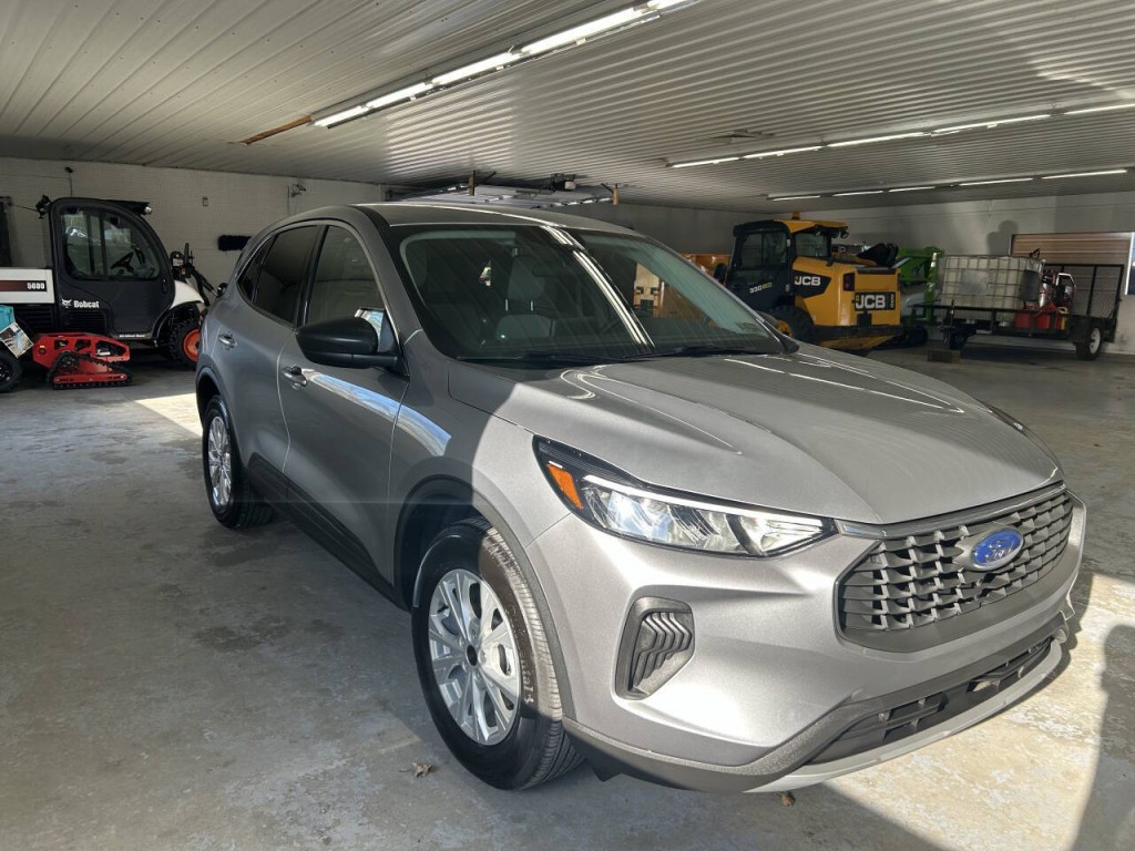 2024 Ford Escape Image 3