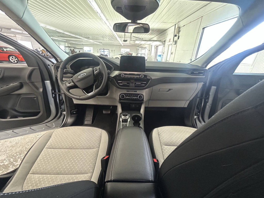 2024 Ford Escape Image 10