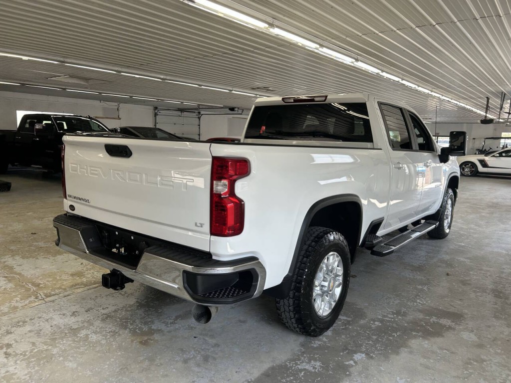 2025 Chevrolet Silverado 1500 Image 4