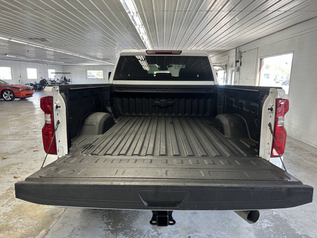 2025 Chevrolet Silverado 1500 Image 6