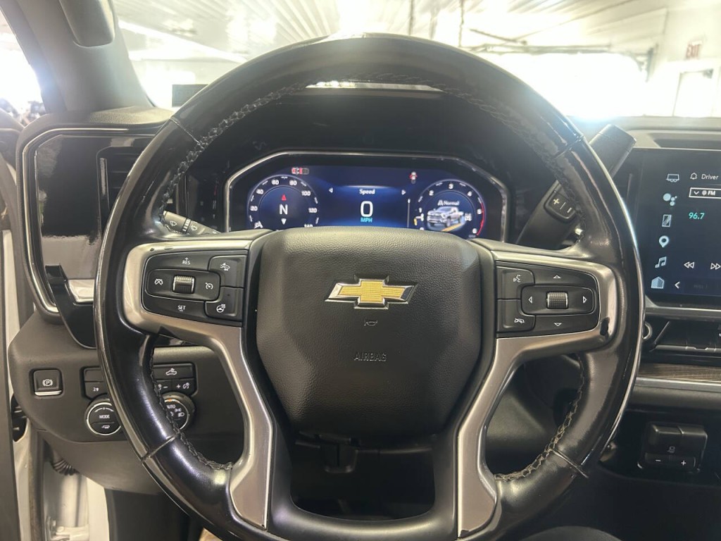 2025 Chevrolet Silverado 1500 Image 12