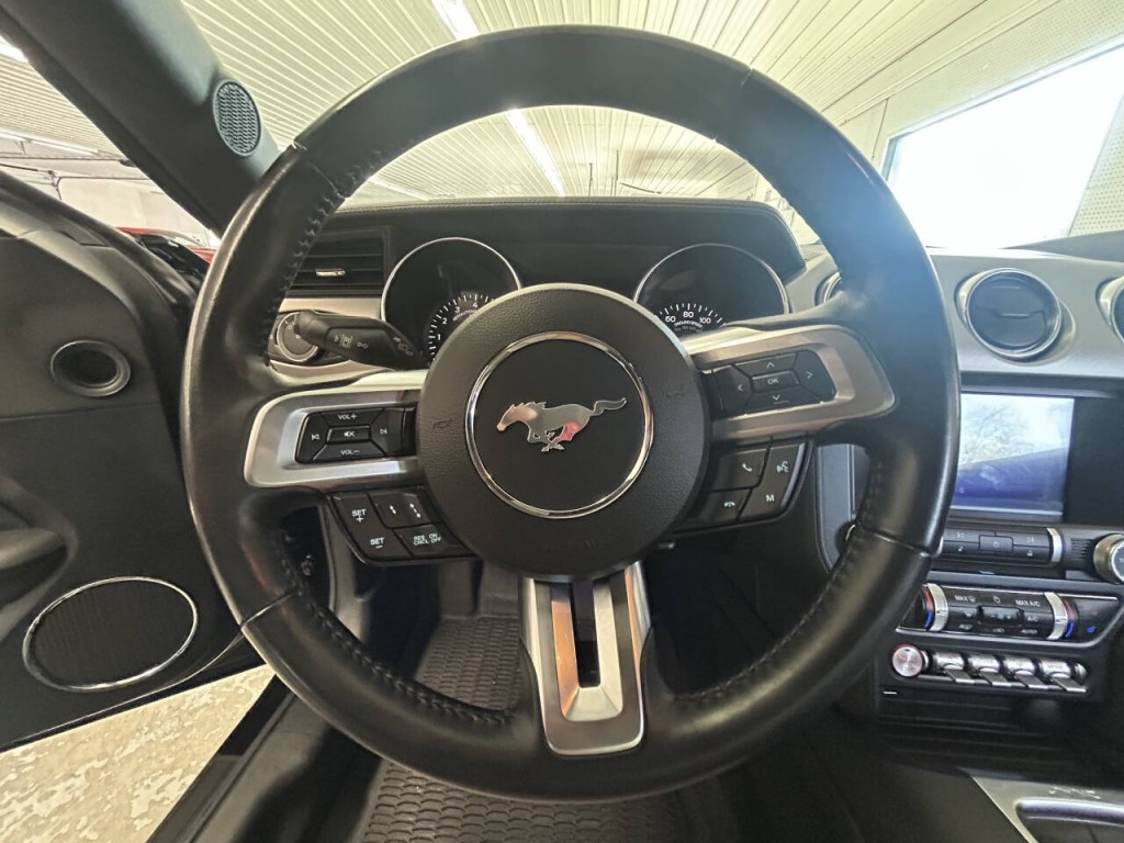 2021 Ford Mustang Image 8