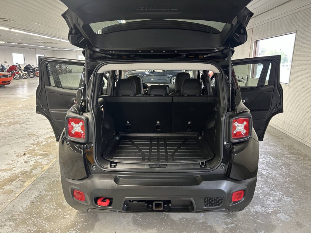 2023 Jeep Renegade Image 7