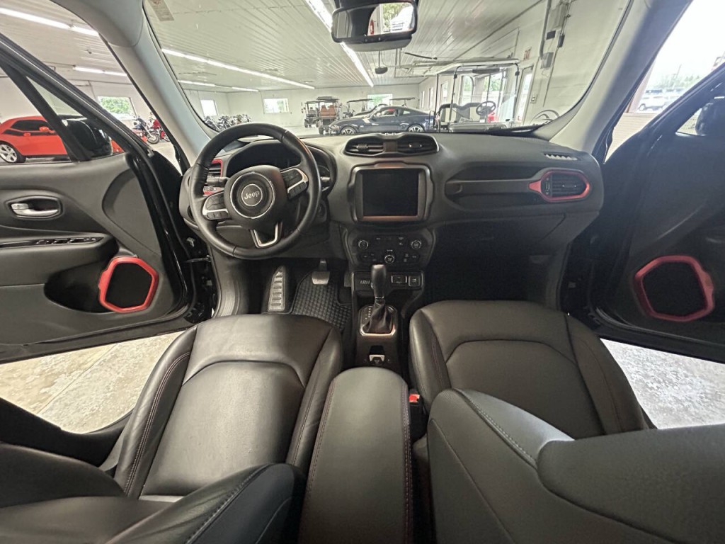 2023 Jeep Renegade Image 11