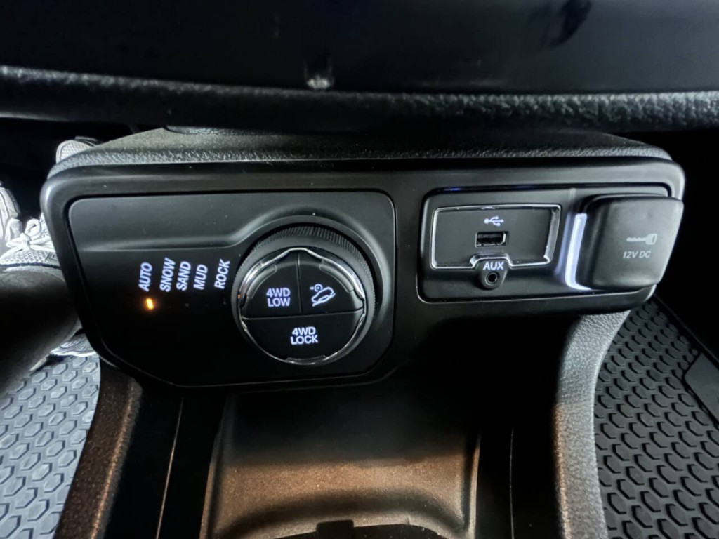 2023 Jeep Renegade Image 14