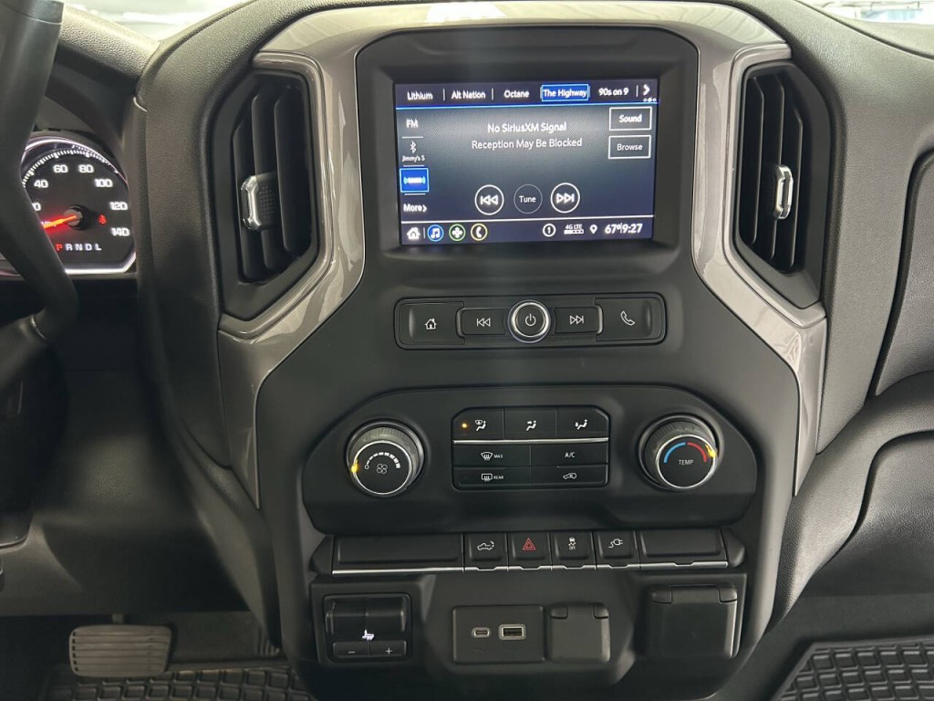 2022 Chevrolet Silverado 1500 Image 12