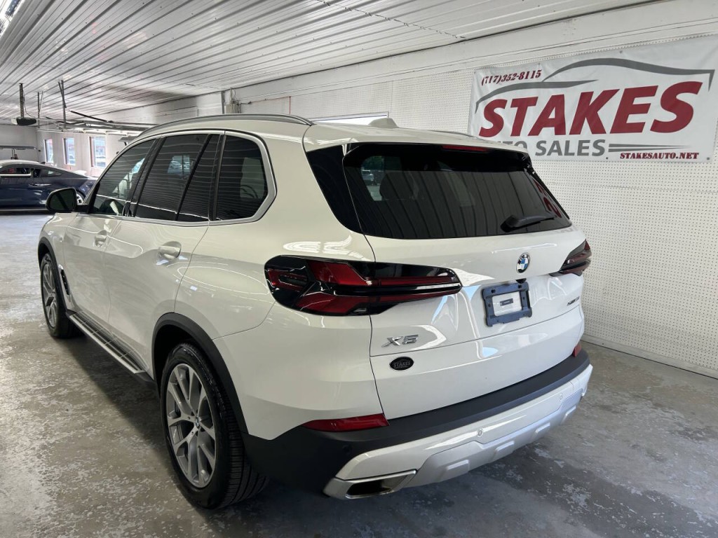 2026 BMW X5 Image 7