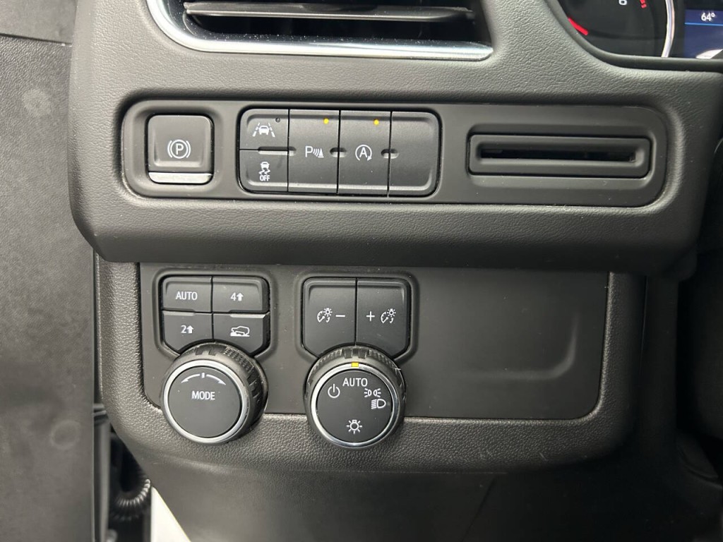 2023 Chevrolet Suburban Image 11