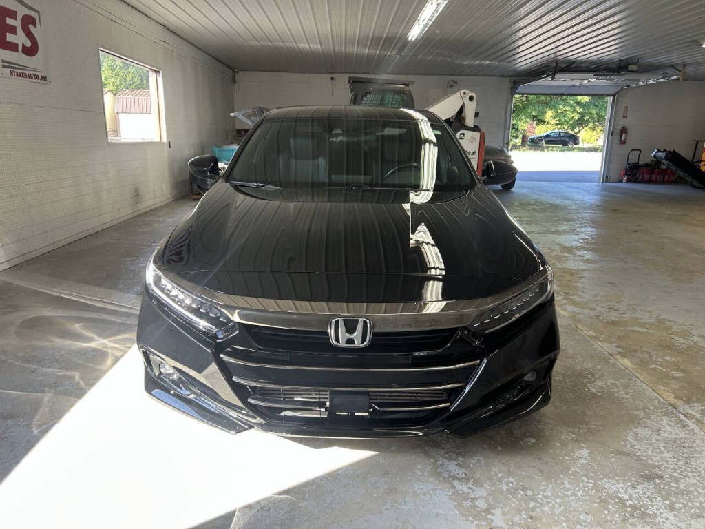 2022 Honda Accord Image 2